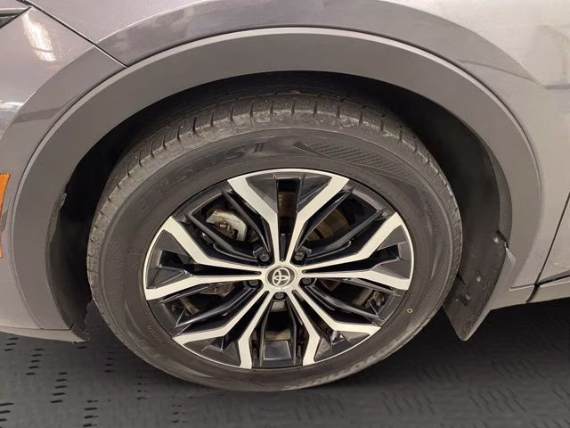 2023 Magnetic Gray Metallic Toyota Crown Limited AWD Sedan