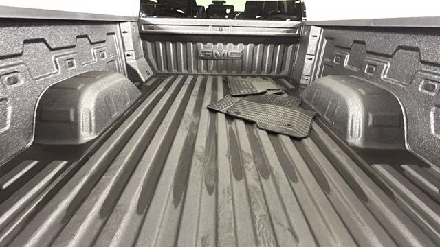 2026 Onyx Black GMC Sierra 1500 SLE 4X4 Truck