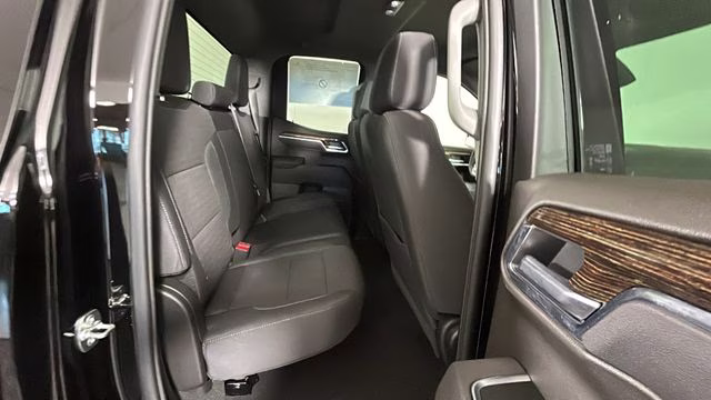 2026 Onyx Black GMC Sierra 1500 SLE 4X4 Truck