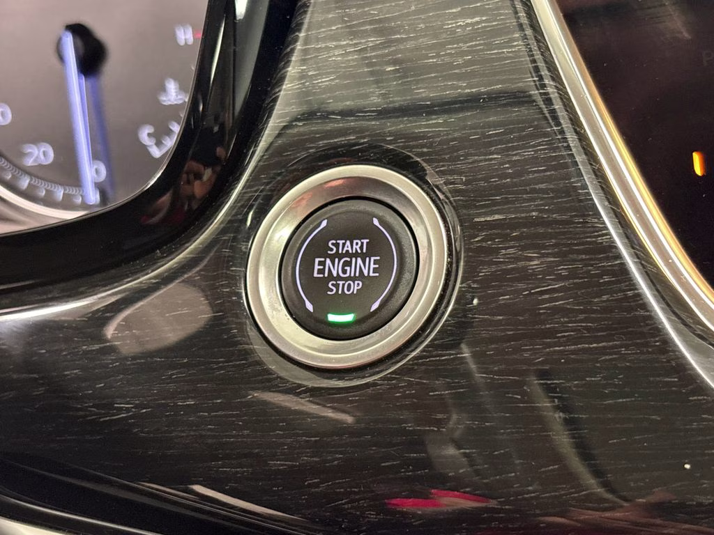 2021 Satin Steel Metallic Cadillac XT6 Premium Luxury AWD SUV