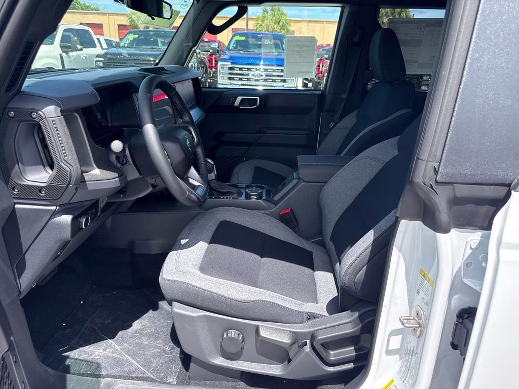 2026 Oxford White Ford Bronco Big Bend 4X4 SUV