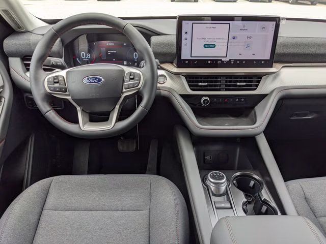 2026 Space White Metallic Ford Explorer Active RWD SUV
