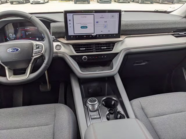 2026 Space White Metallic Ford Explorer Active RWD SUV