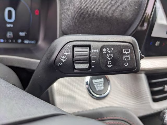 2026 Space White Metallic Ford Explorer Active RWD SUV