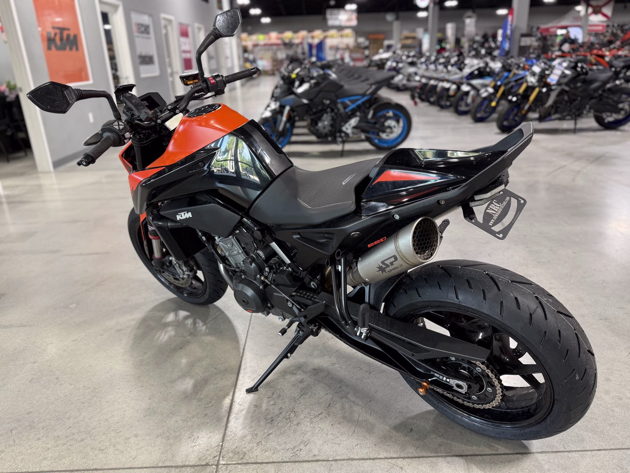 2022 KTM Duke 890 R Motorcycle