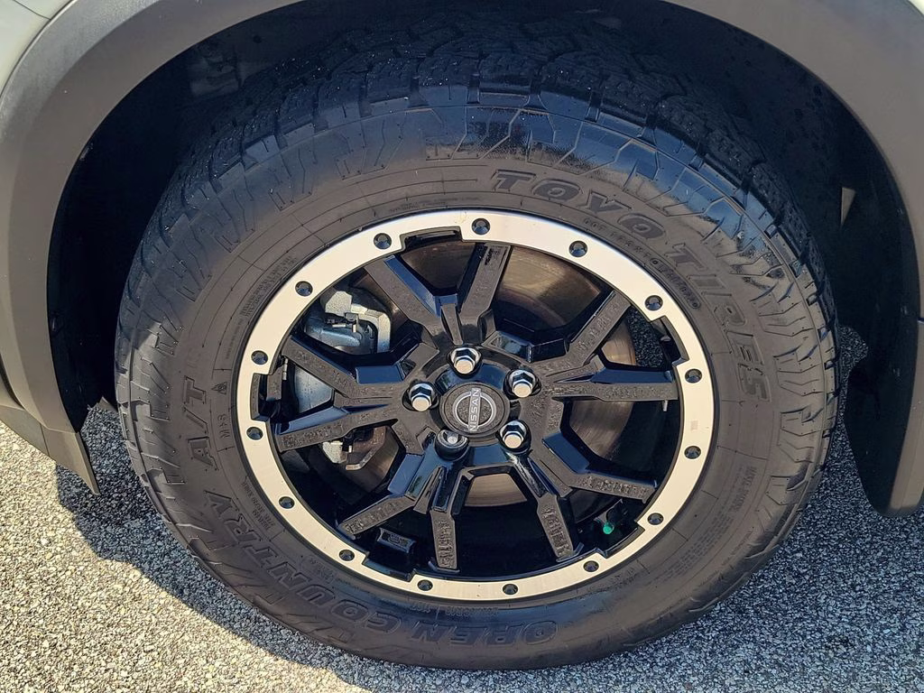 2023 Pearl White Tricoat/Super Black Nissan Pathfinder Rock Creek 4X4 SUV