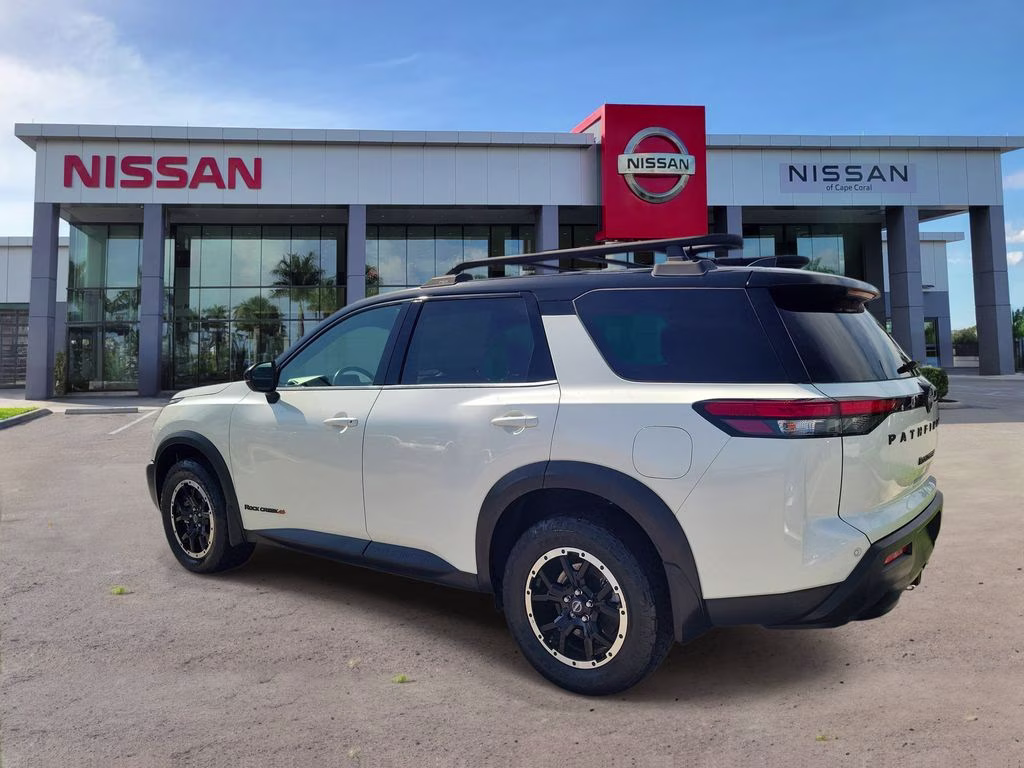 2023 Pearl White Tricoat/Super Black Nissan Pathfinder Rock Creek 4X4 SUV