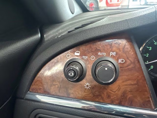 2005 Steelmist Metallic Buick LaCrosse CXL FWD Sedan