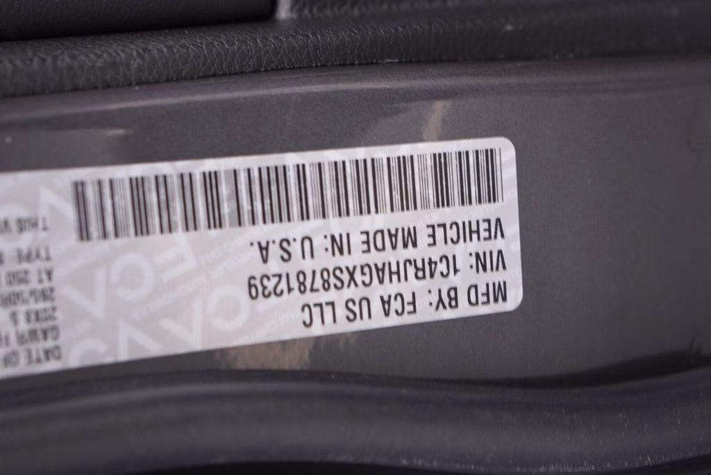 2025 Baltic Gray Metallic Clearcoat Jeep Grand Cherokee Altitude X 4X4 SUV