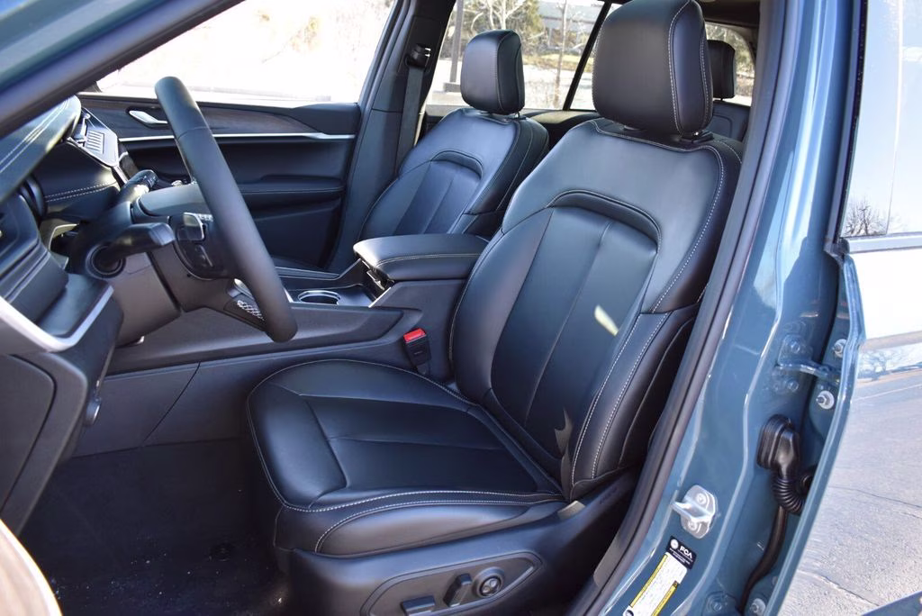2026 Steel Blue Jeep Grand Cherokee Limited 4X4 SUV