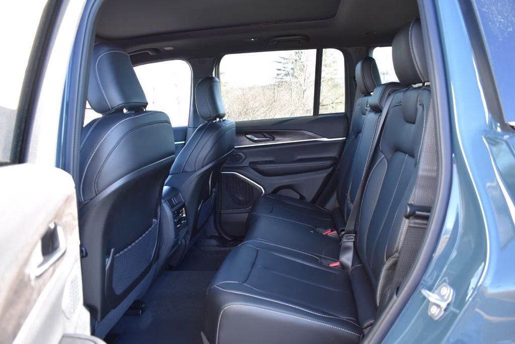 2026 Steel Blue Jeep Grand Cherokee Limited 4X4 SUV