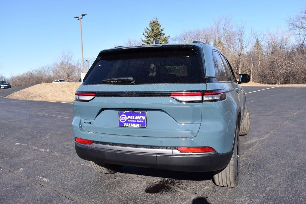2026 Steel Blue Jeep Grand Cherokee Limited 4X4 SUV