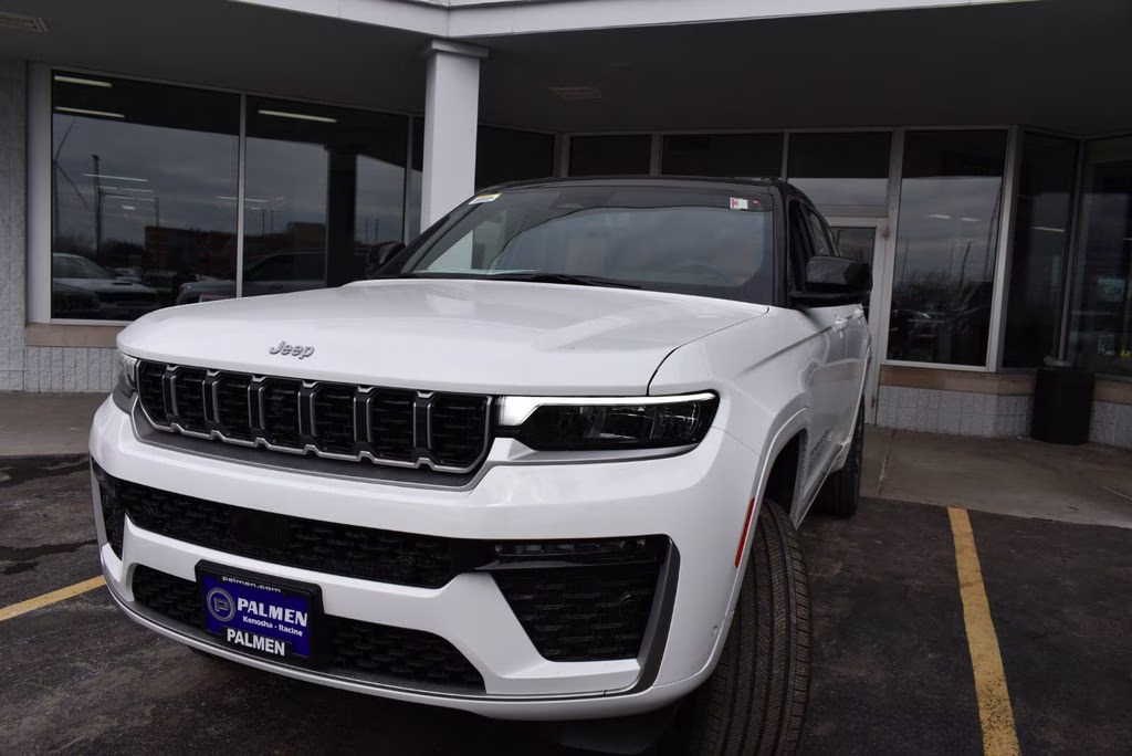 2026 Bright White Clearcoat Jeep Grand Cherokee L Summit 4X4 SUV