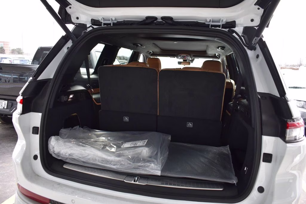2026 Bright White Clearcoat Jeep Grand Cherokee L Summit 4X4 SUV