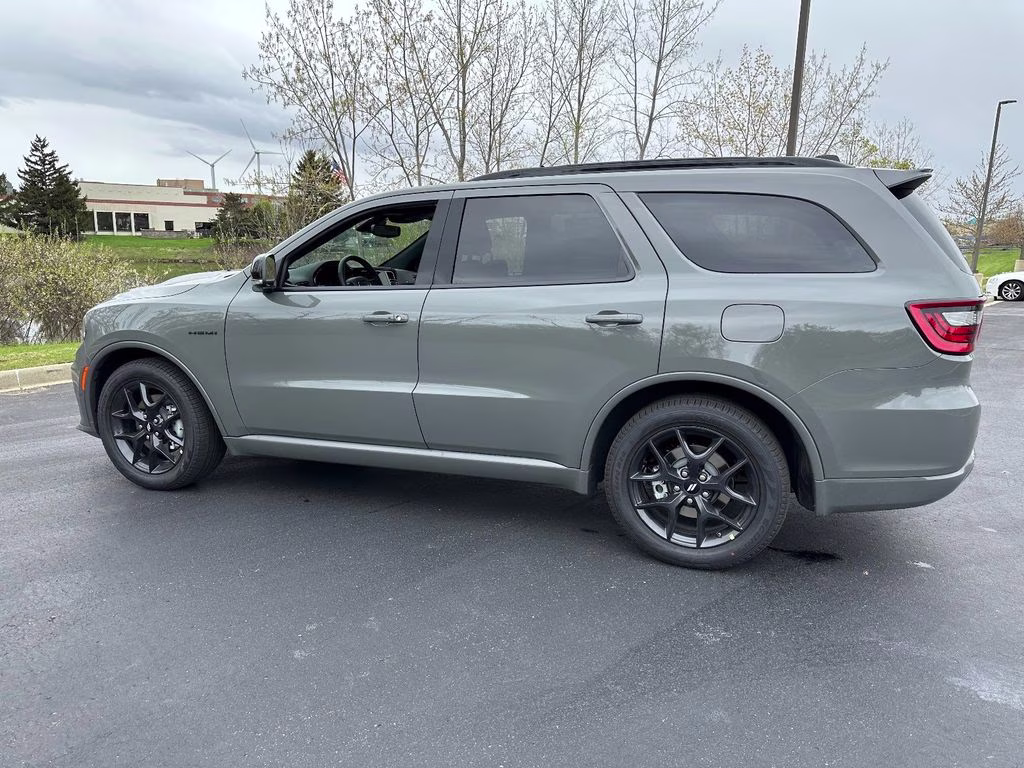 2026 Destroyer Gray Clearcoat Dodge Durango GT Plus HEMI V8 AWD SUV