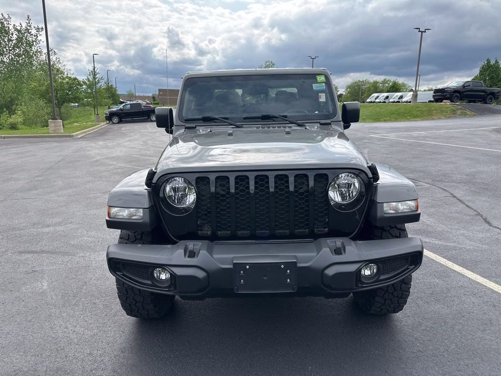 2022 Sting-Gray Clearcoat Jeep Gladiator Willys 4X4 Truck