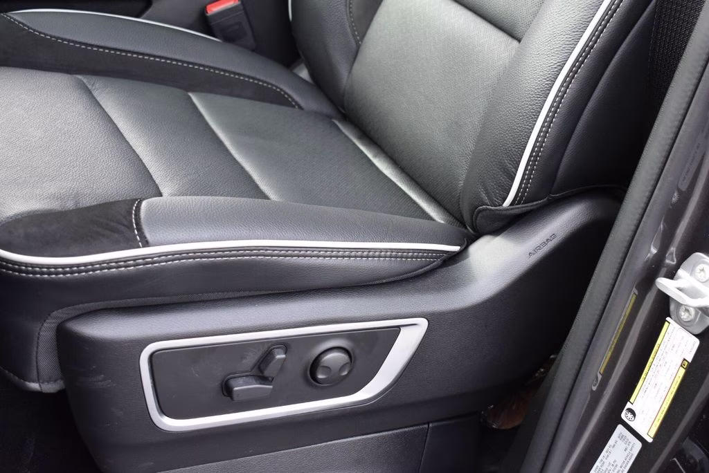 2026 Granite Crystal Metallic Clearcoat Ram 1500 Laramie 4X4 Truck
