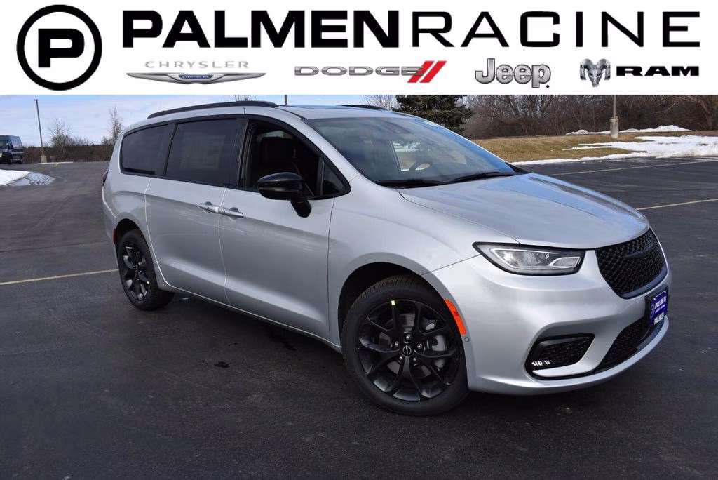 2026 Silver Mist Clearcoat Chrysler Pacifica Limited AWD Van