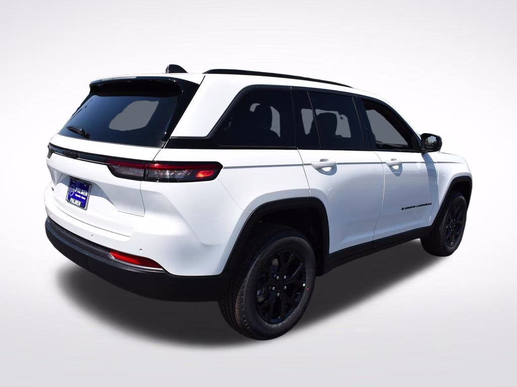 2026 Bright White Clearcoat Jeep Grand Cherokee Altitude 4X4 SUV