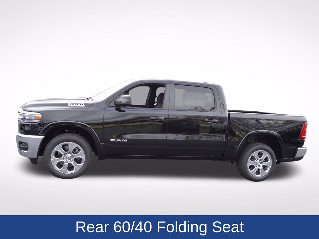 2026 Diamond Black Crystal Pearlcoat Ram 1500 Big Horn/Lone Star 4X4 Truck