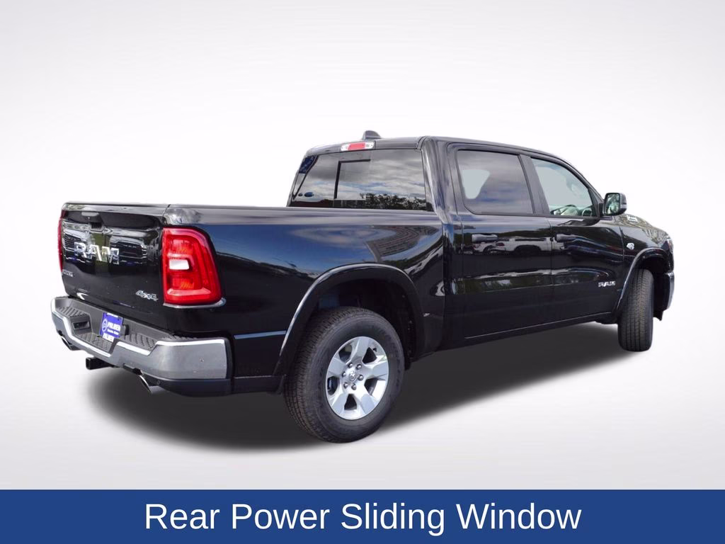 2026 Diamond Black Crystal Pearlcoat Ram 1500 Big Horn/Lone Star 4X4 Truck