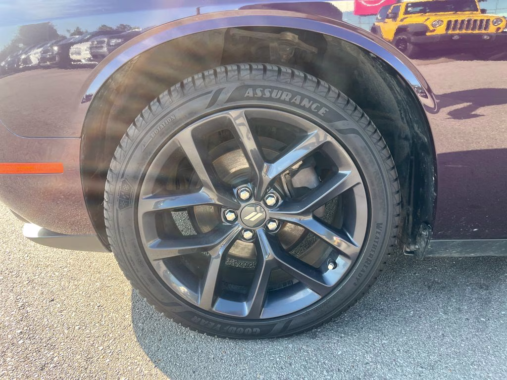 2021 Hellraisin Dodge Challenger SXT RWD Coupe