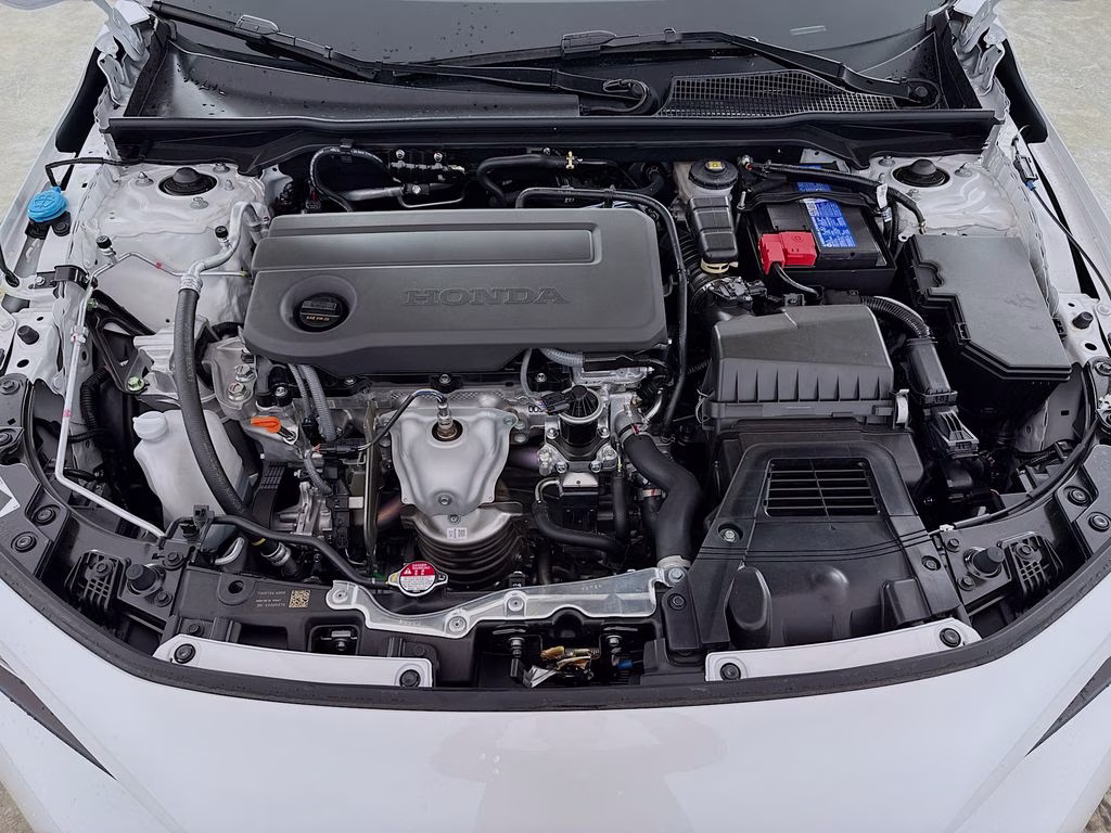2026 Platinum White Pearl Honda Civic Sport FWD Hatchback