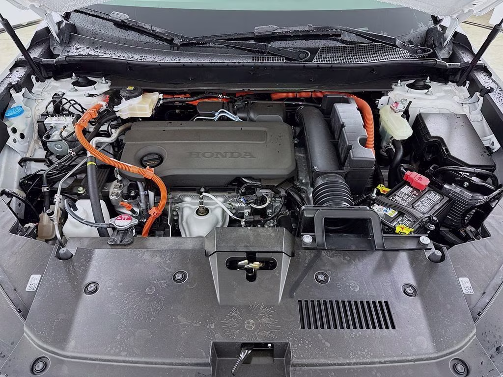 2026 Platinum White Pearl Honda CR-V Hybrid TrailSport AWD SUV