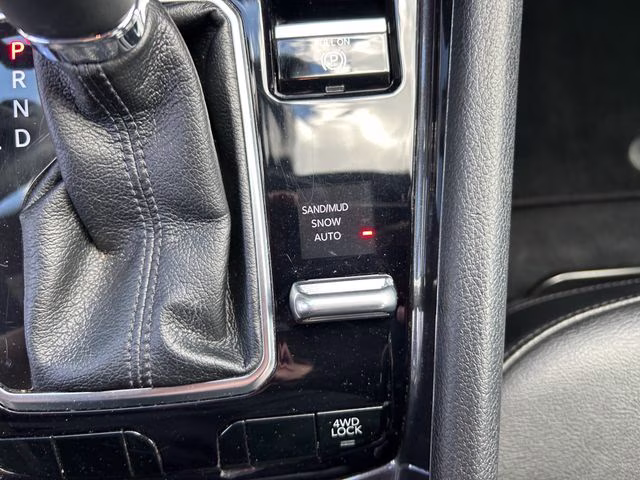 Used 2024 Jeep Compass Latitude with VIN 3C4NJDBN5RT603691 for sale in Pine City, Minnesota