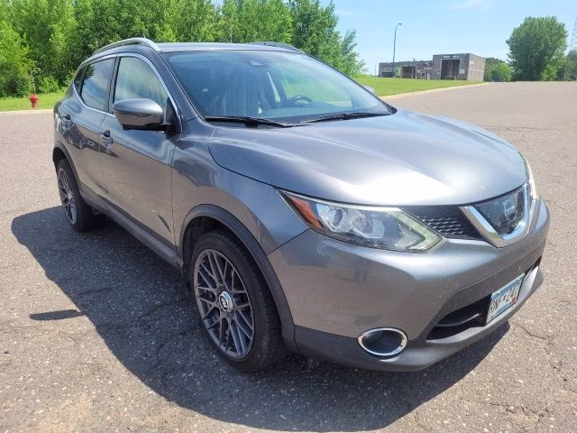 2017 Gun Metallic Nissan Rogue Sport SL FWD SUV