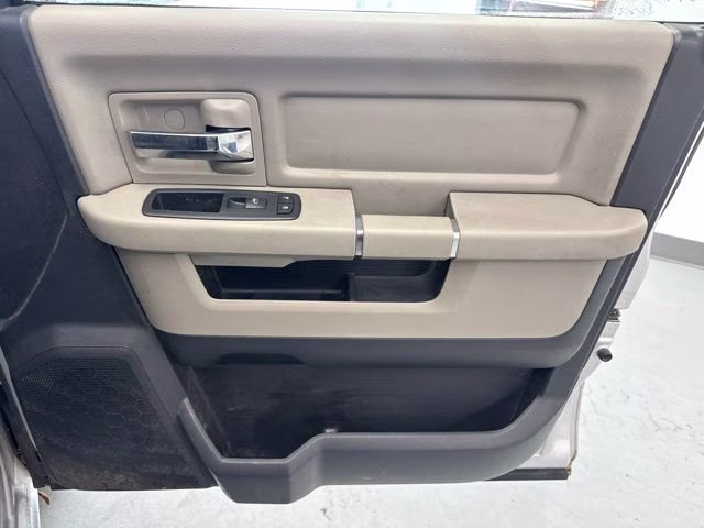 2010 Bright Silver Metallic Clearcoat Dodge 1500 SLT 4X4 Truck