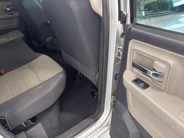 2010 Bright Silver Metallic Clearcoat Dodge 1500 SLT 4X4 Truck