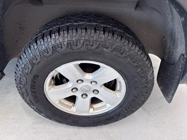2010 Bright Silver Metallic Clearcoat Dodge 1500 SLT 4X4 Truck