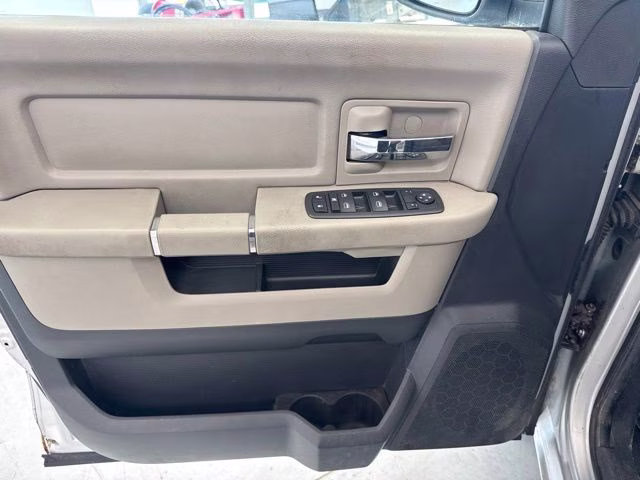 2010 Bright Silver Metallic Clearcoat Dodge 1500 SLT 4X4 Truck