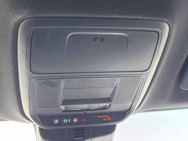 2026 Mosaic Black Metallic Chevrolet Traverse LT FWD SUV