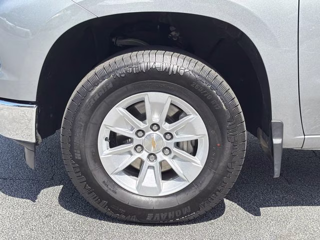 2025 Sterling Gray Metallic Chevrolet Silverado 1500 LT 4X4 Truck