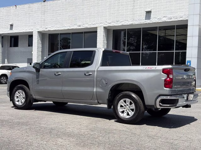 2025 Sterling Gray Metallic Chevrolet Silverado 1500 LT 4X4 Truck