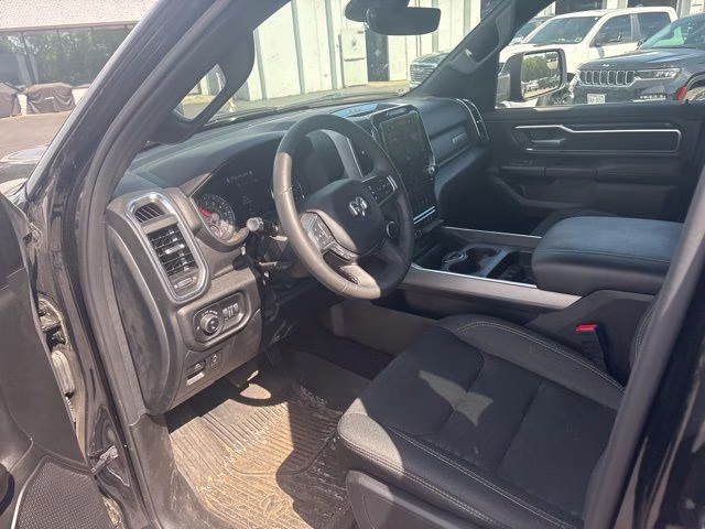 2025 Diamond Black Crystal Pearlcoat Ram 1500 Big Horn 4X4 Truck