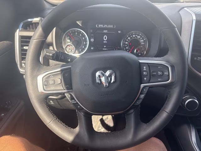 2025 Diamond Black Crystal Pearlcoat Ram 1500 Big Horn 4X4 Truck