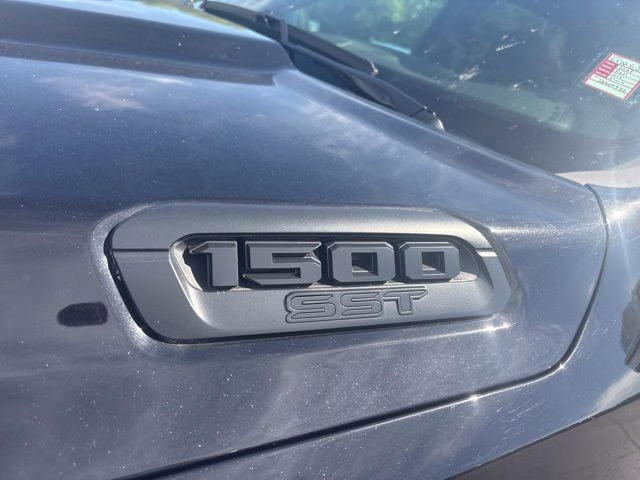 2025 Diamond Black Crystal Pearlcoat Ram 1500 Big Horn 4X4 Truck
