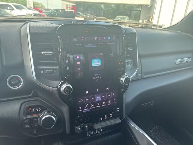 2025 Diamond Black Crystal Pearlcoat Ram 1500 Big Horn 4X4 Truck