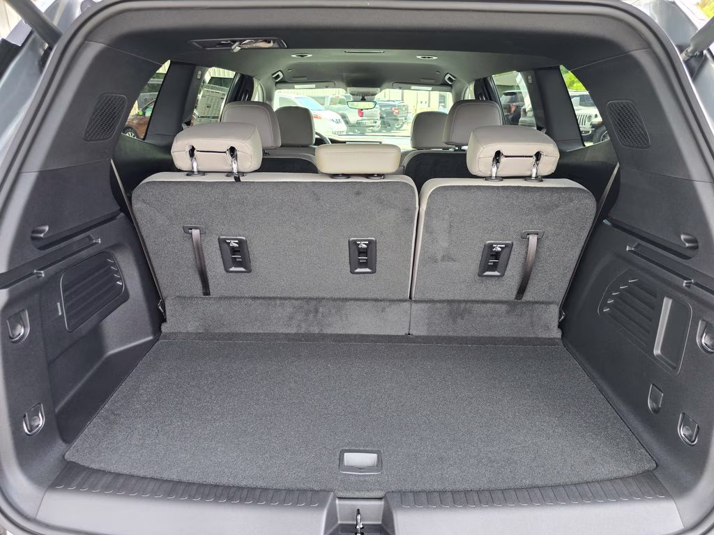 2026 Sterling Metallic GMC Acadia Elevation AWD SUV
