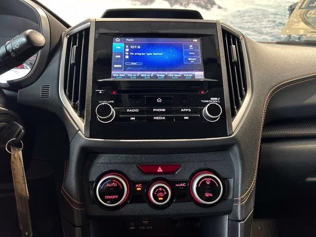 2021 Crystal White Pearl Subaru Crosstrek Premium AWD SUV
