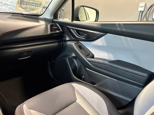 2021 Crystal White Pearl Subaru Crosstrek Premium AWD SUV