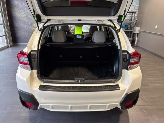 2021 Crystal White Pearl Subaru Crosstrek Premium AWD SUV