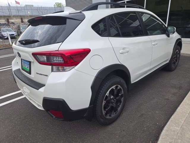 2021 Crystal White Pearl Subaru Crosstrek Premium AWD SUV