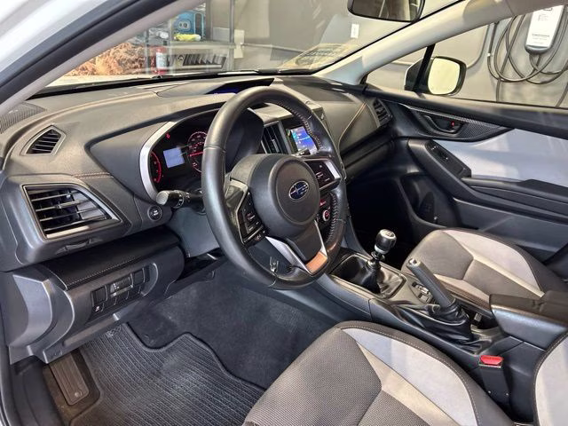 2021 Crystal White Pearl Subaru Crosstrek Premium AWD SUV