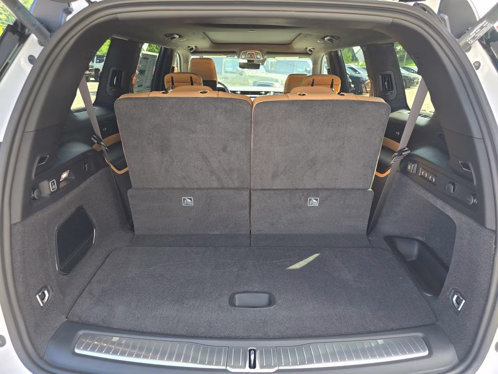 2026 Bright White Clearcoat Jeep Grand Cherokee L Summit 4X4 SUV