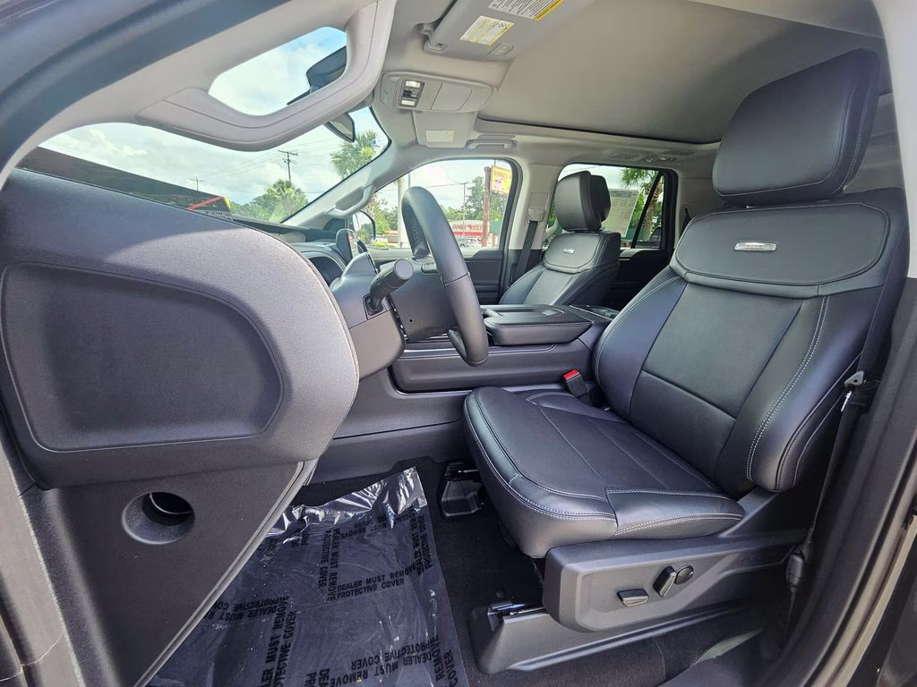 2026 Agate Black Metallic Ford Expedition Max Platinum 4X4 SUV