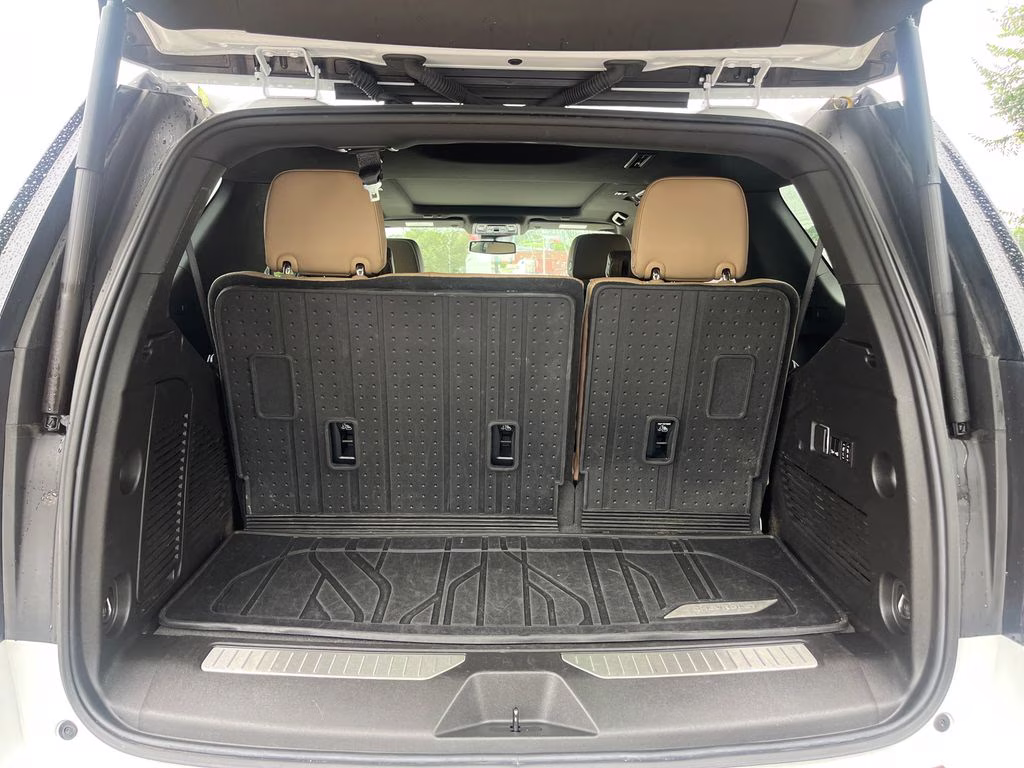 2023 Summit White Chevrolet Tahoe Premier 4X4 SUV